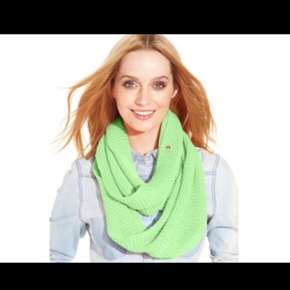 BCBGeneration Accessories - BCBGENERATION SOLID WAFFLE KNIT INFINITY SCARF